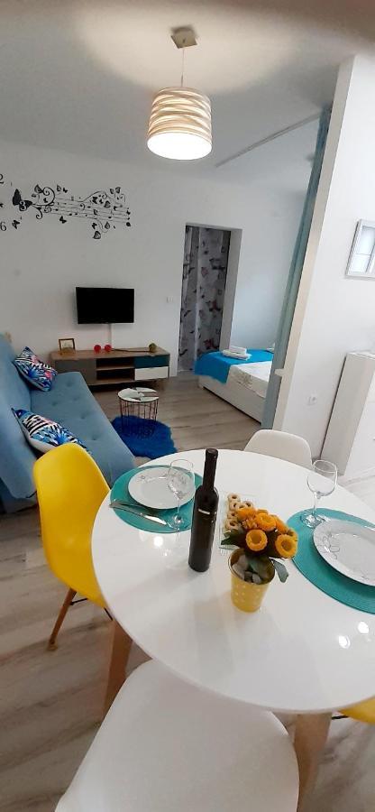 Lennida Studio Apartman With Free Parking Kavran 외부 사진