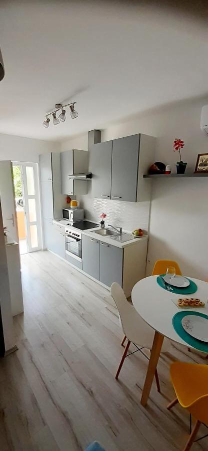 Lennida Studio Apartman With Free Parking Kavran 외부 사진