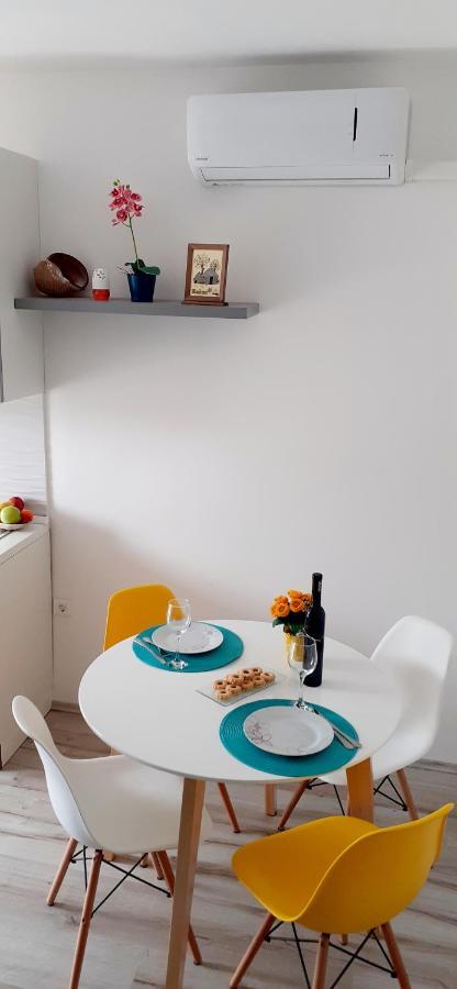 Lennida Studio Apartman With Free Parking Kavran 외부 사진