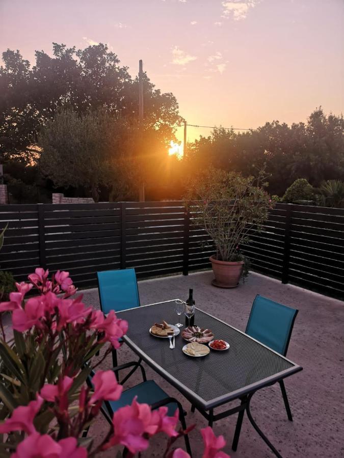 Lennida Studio Apartman With Free Parking Kavran 외부 사진